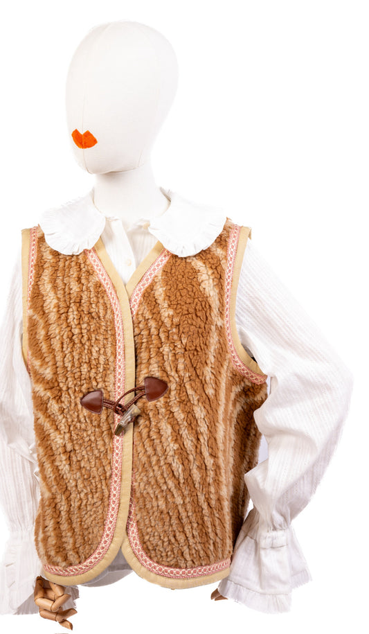 Juno wool vest with trim