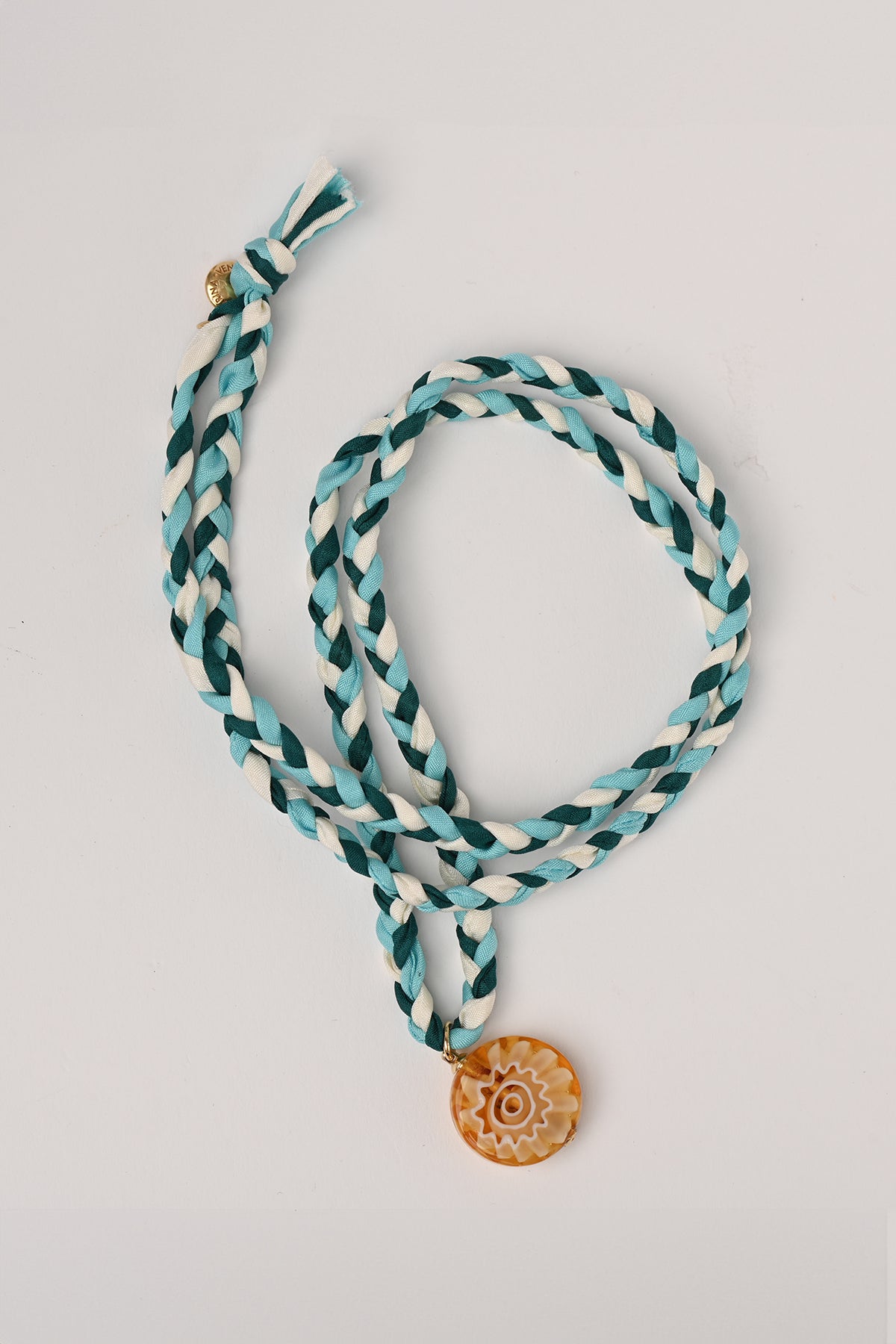 Collana con cordino in seta Bacaressa Amourrina