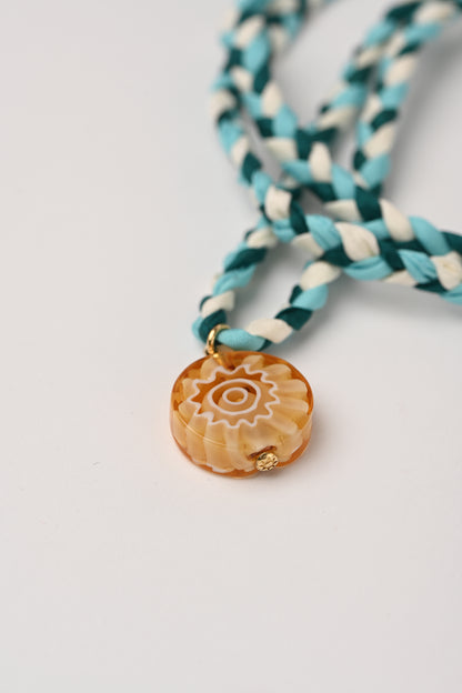 Collana con cordino in seta Bacaressa Amourrina