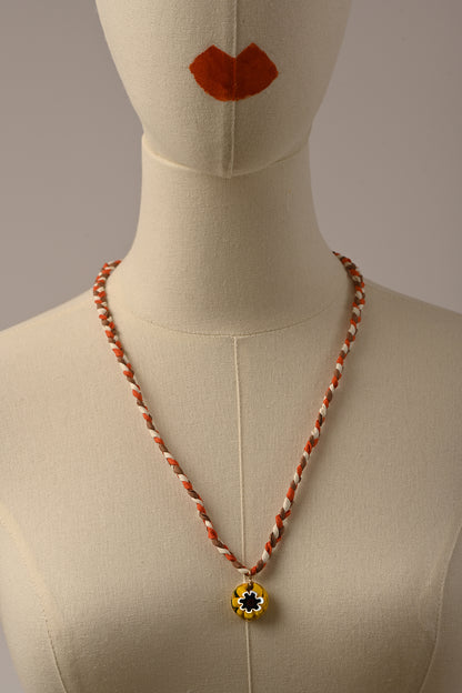 Collana con cordino in seta Bacaressa Amourrina