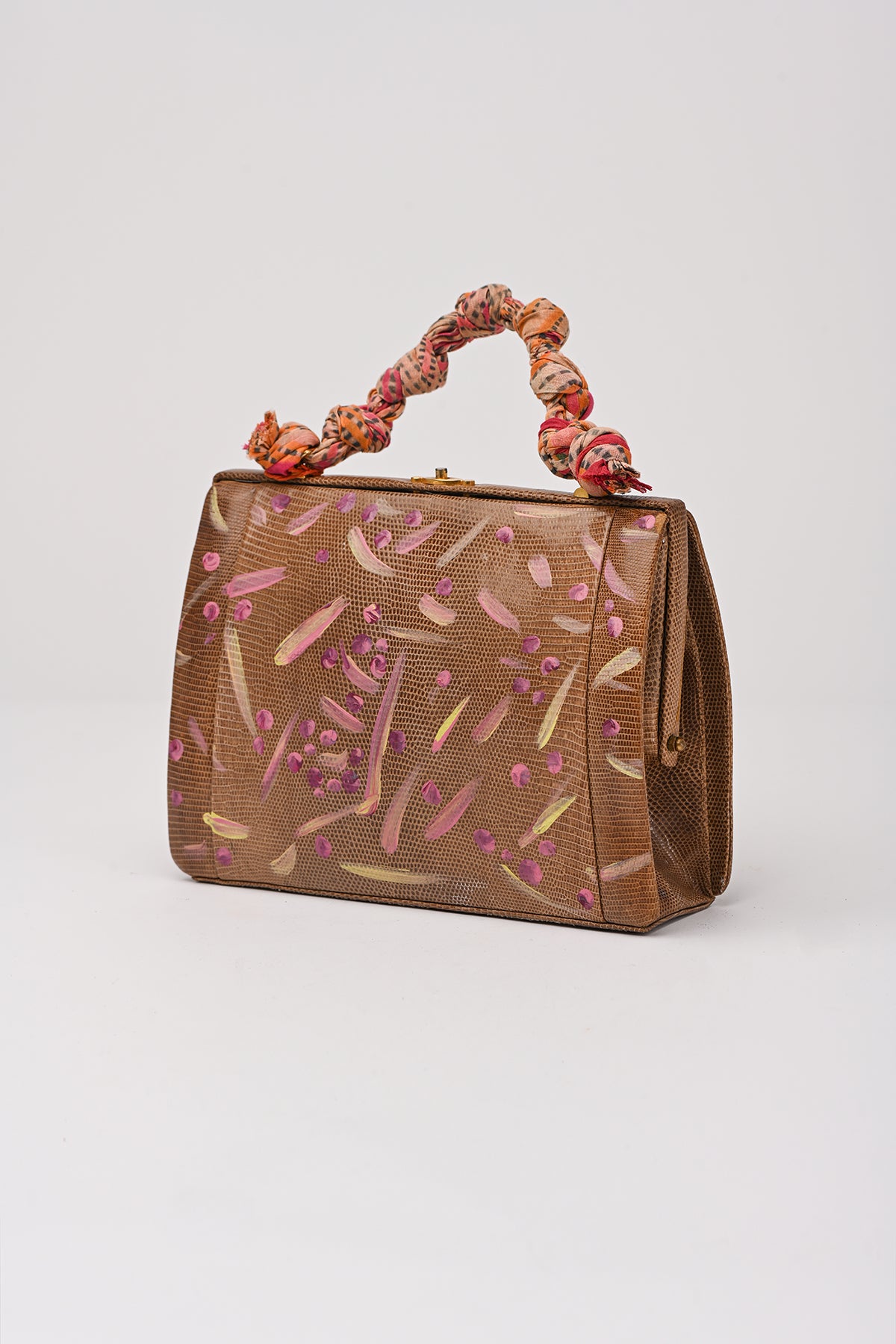 Borsetta dipinta a mano con manico intrecciato