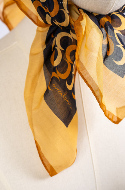 Bandana in voile stampa blu e arancio Caraluna